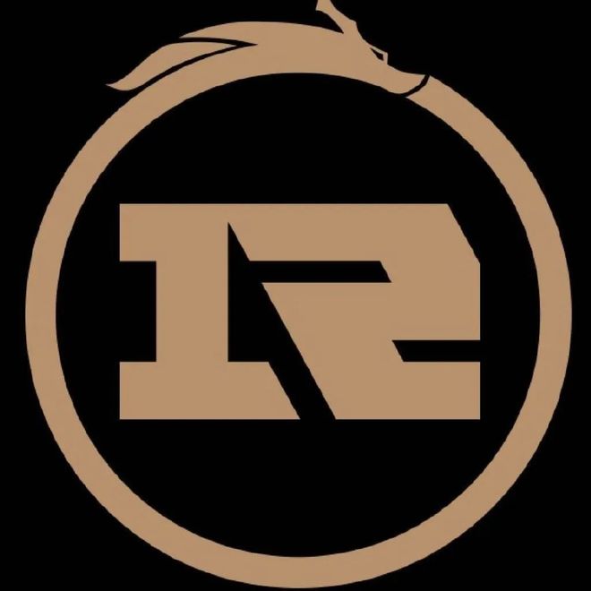 FlyQuest